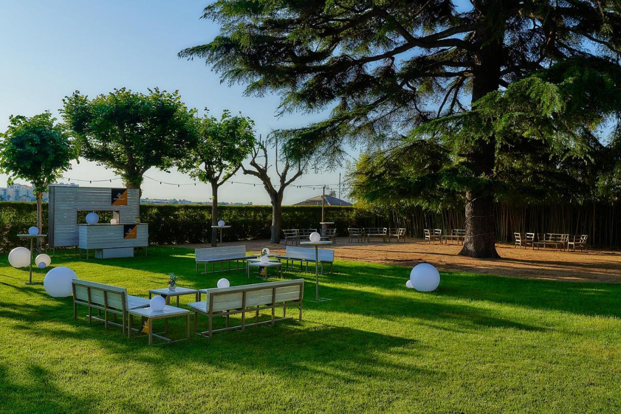 Hotel Arrey Alella Exterior photo