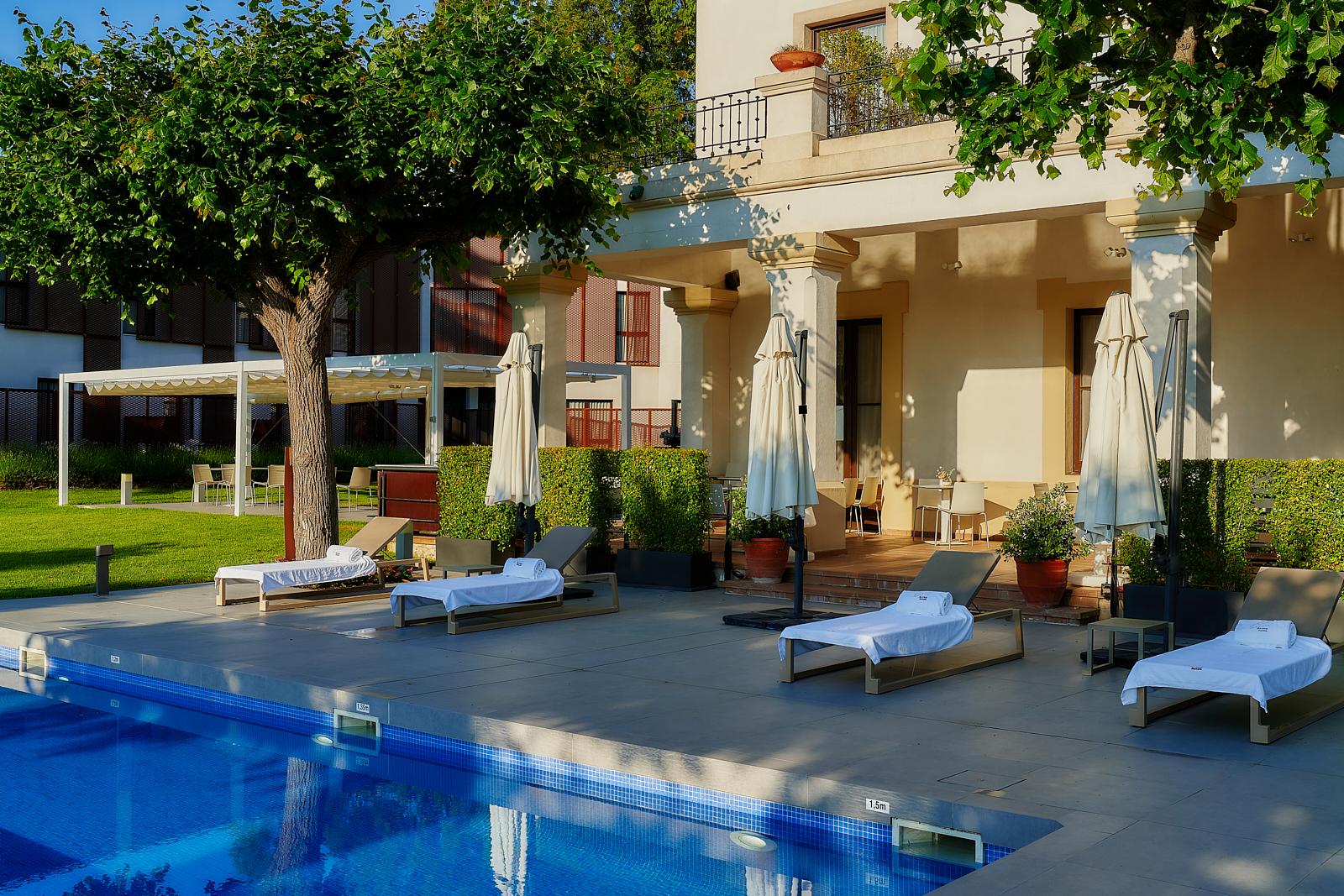 Hotel Arrey Alella Exterior photo